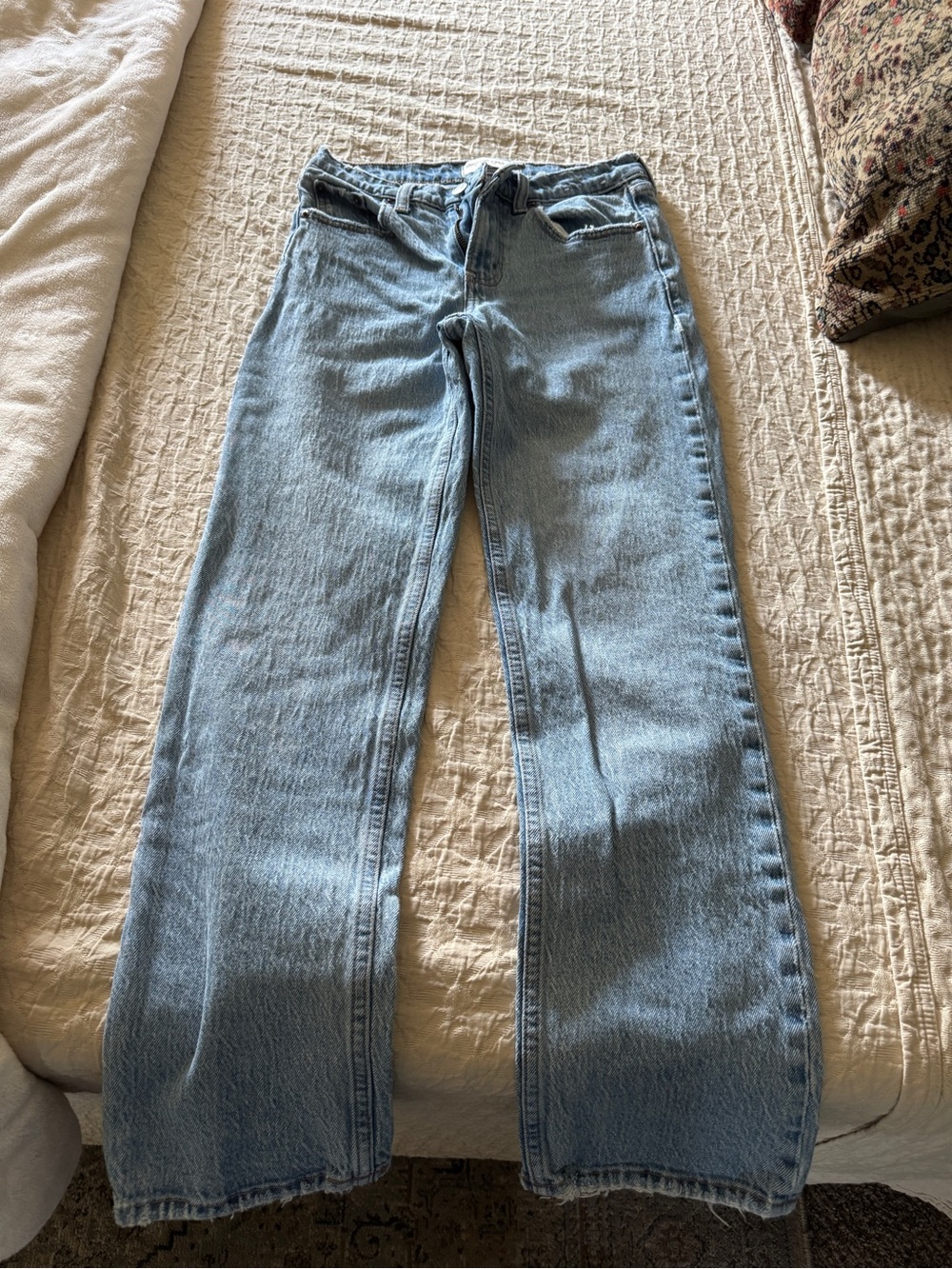 Abercrombie & Fitch Light Wash straight jeans